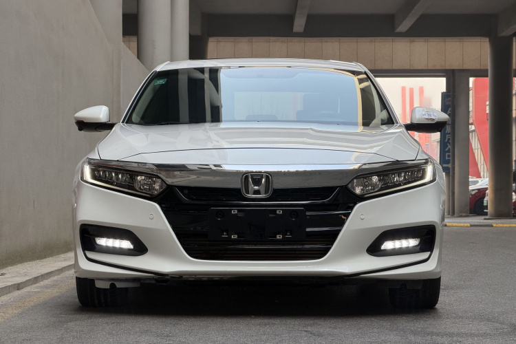 本田 雅阁 2018款 260TURBO 精英版 国V车身外观6001
