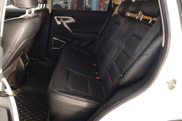 吉利汽车 博越 2020款 1.8TD DCT两驱智雅型中控内饰21