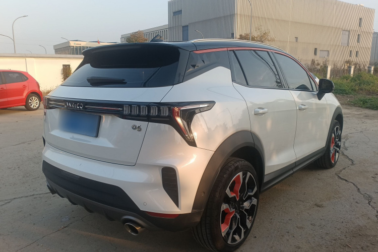 领克06 2020款 1.5T 耀Halo车身外观7