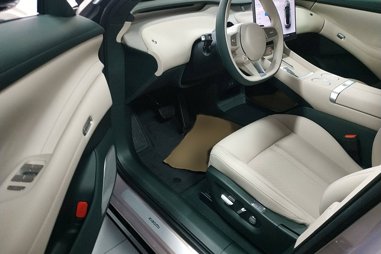 小米汽车 小米YU7 2025款 超长续航后驱版中控内饰7003