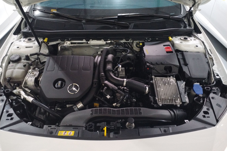 奔驰A级 2024款 改款 A 200 L 时尚型局部细节24