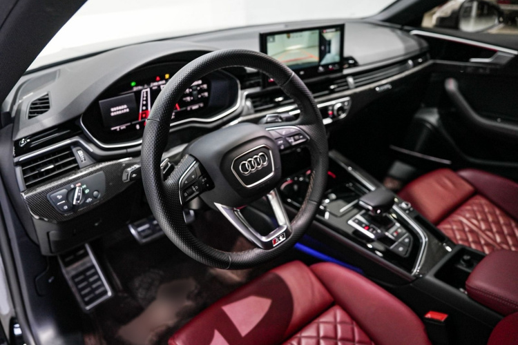 奥迪S5 2023款 S5 3.0T Sportback中控内饰7007