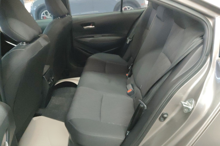 丰田 卡罗拉 2024款 1.8L 智能电混双擎 先锋版中控内饰21