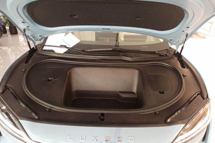 鸿蒙智行 智界R7 2024款 纯电 736km UItra机舱底盘24