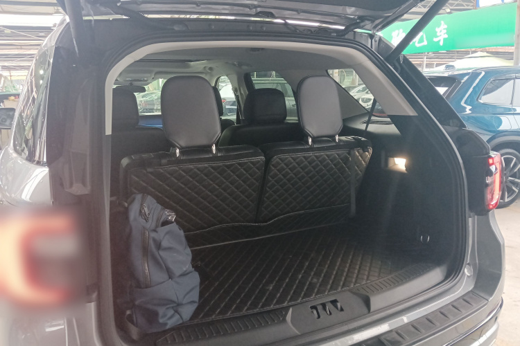 福特 探险者 2024款 2.3T EcoBoost 后驱风尚版 6座局部细节23