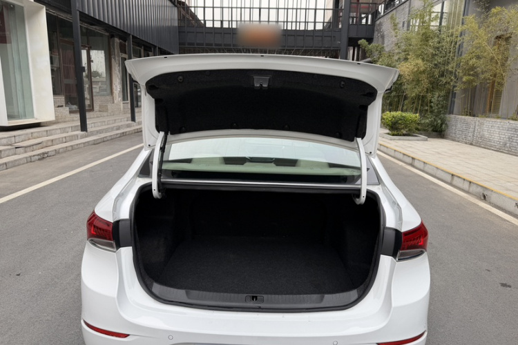 别克 英朗 2021款 典范 1.5L 自动精英型局部细节23