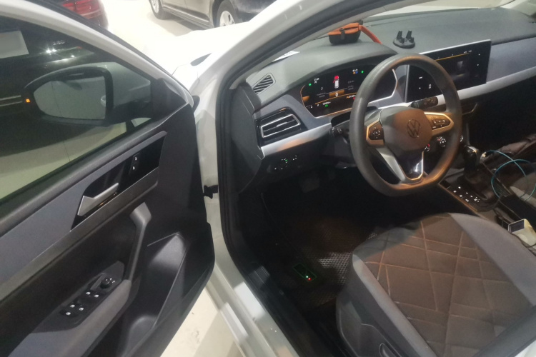 大众 朗逸 2023款 改款 1.5L 自动得逸版中控内饰20