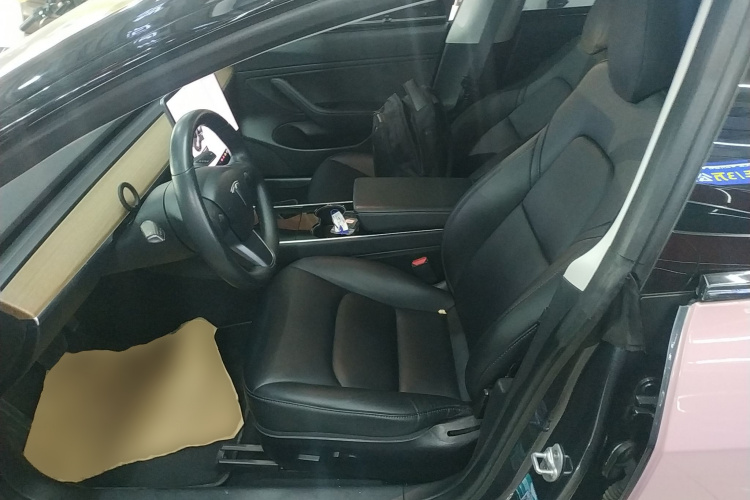 特斯拉 Model 3(进口) 2019款 长续航后驱版中控内饰19