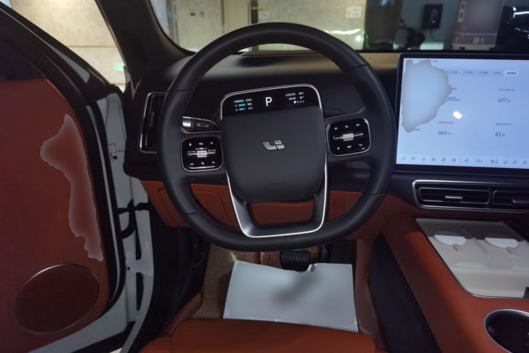 理想汽车 理想L7 2023款 Air中控内饰13