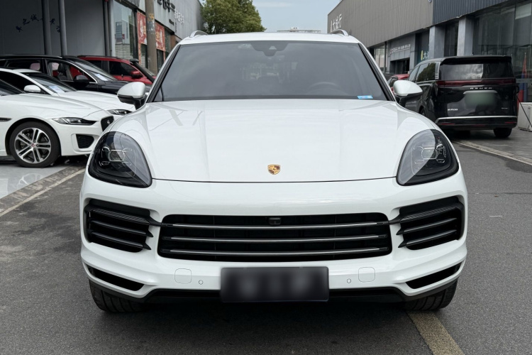 保时捷 2018款 Cayenne 3.0T车身外观6005