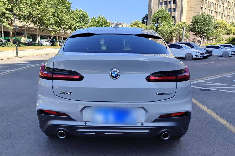宝马X4 2020款 xDrive25i M越野套装车身外观6006