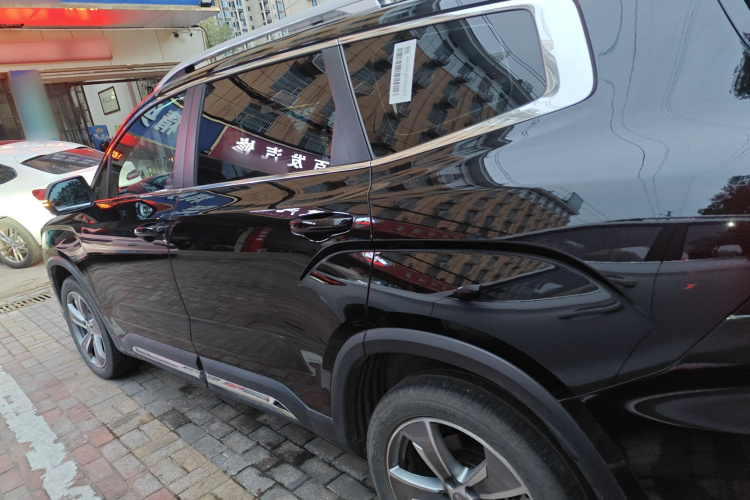 吉利汽车 豪越L 2023款 2.0T DCT尊贵型车身外观4