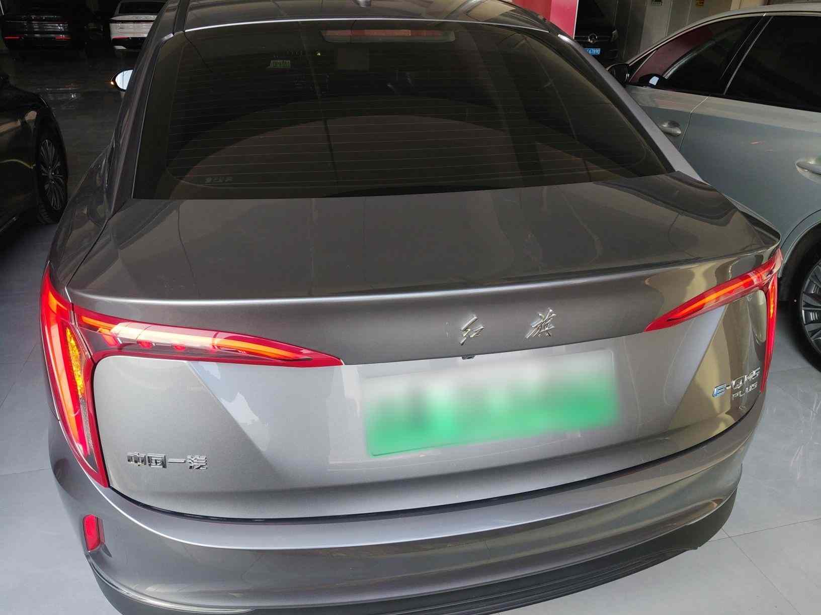 红旗E-QM5 2024款 610km PLUS(3)
