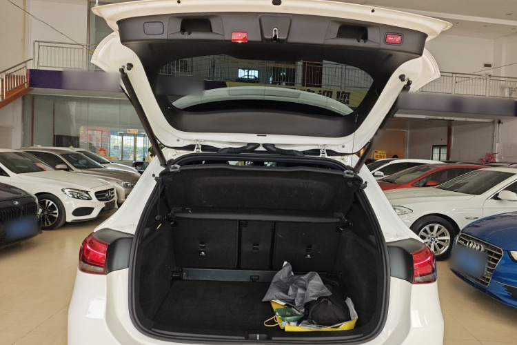 奔驰GLA 2020款 GLA 180局部细节23