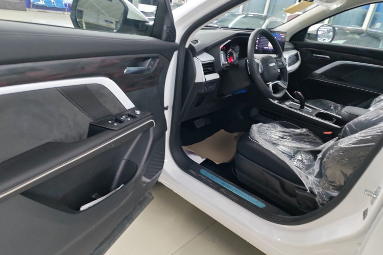 哈弗H6 2023款 国潮版 1.5T 自动都市版中控内饰7003