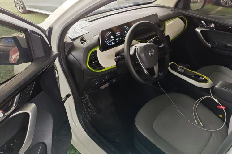 长安欧尚 奔奔E-Star 2021款 国民版 心悦版（快充版）磷酸铁锂（31.18kWh）中控内饰20