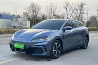 比亚迪 海豹06GT 2025款 智驾版 605热浪版