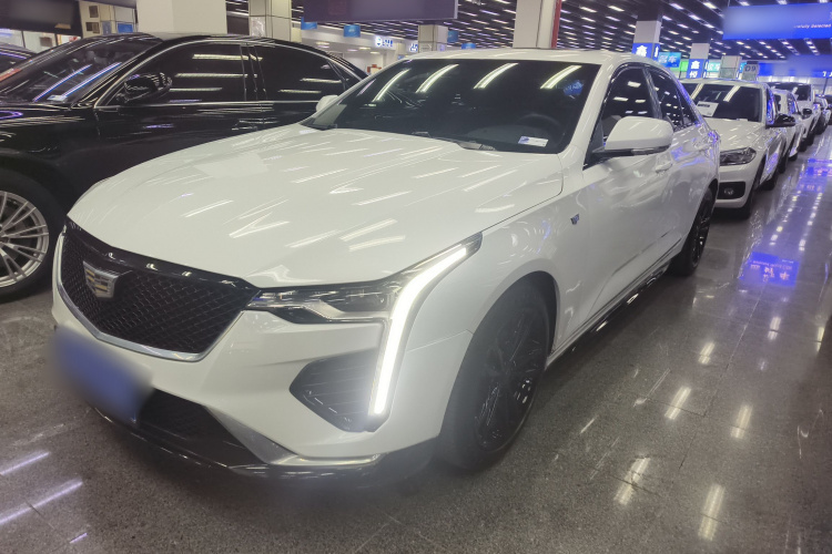 凯迪拉克CT4 2021款 28T 风尚型车身外观1