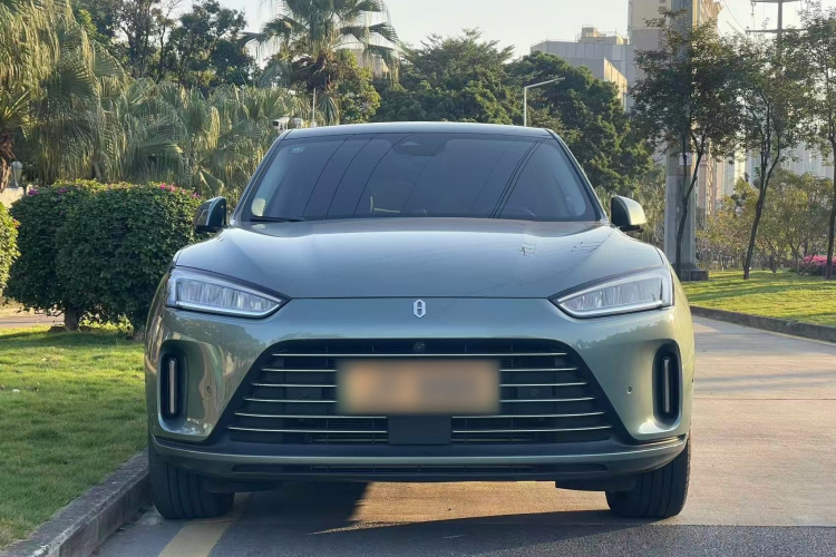 鸿蒙智行 问界M5 2022款 增程四驱旗舰版车身外观2