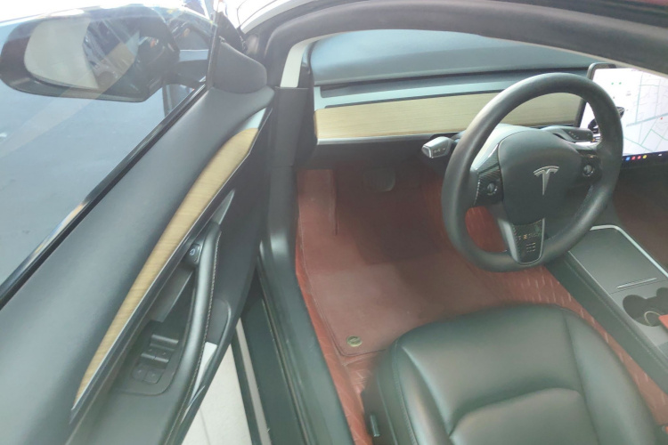 特斯拉 Model 3 2021款 改款 标准续航后驱升级版 3D1中控内饰20