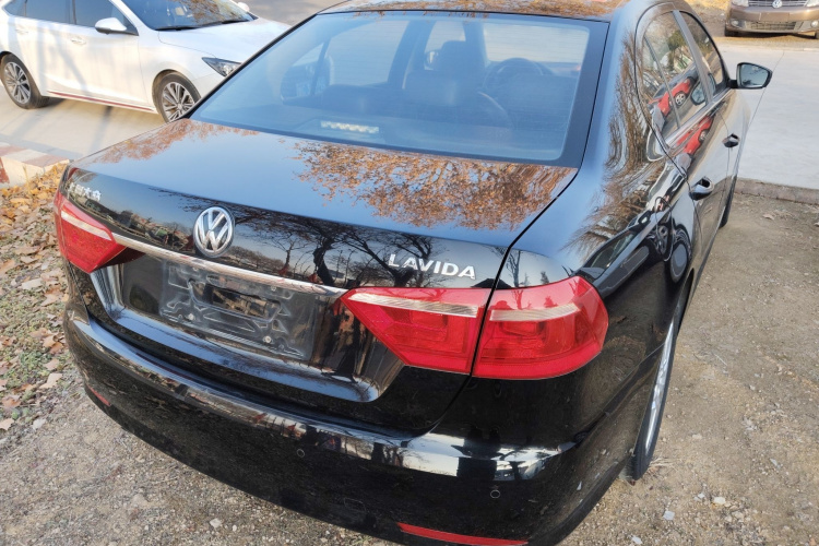 大众 朗逸 2013款 改款经典 1.6L 手动舒适版车身外观6005