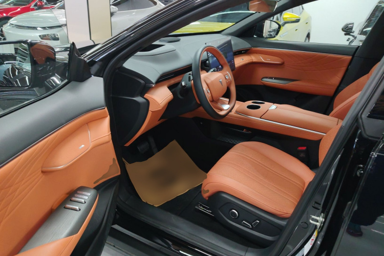 深蓝汽车 深蓝S07 2025款 215Max 华为乾崑智驾ADS SE增程版中控内饰20