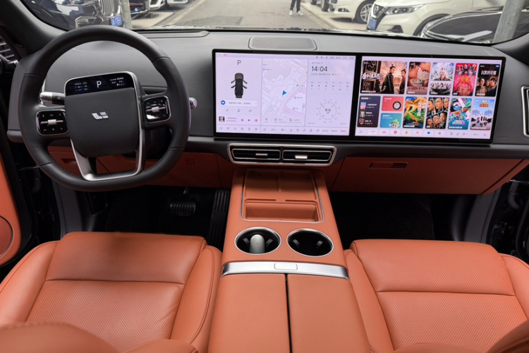 理想汽车 理想L8 2023款 Pro中控内饰7005