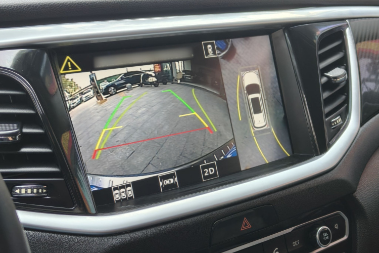 广汽传祺 传祺GS7 2017款 320T 两驱豪华智联型中控内饰7009