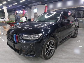 宝马X3 2022款 改款 xDrive30i 领先型 M曜夜套装