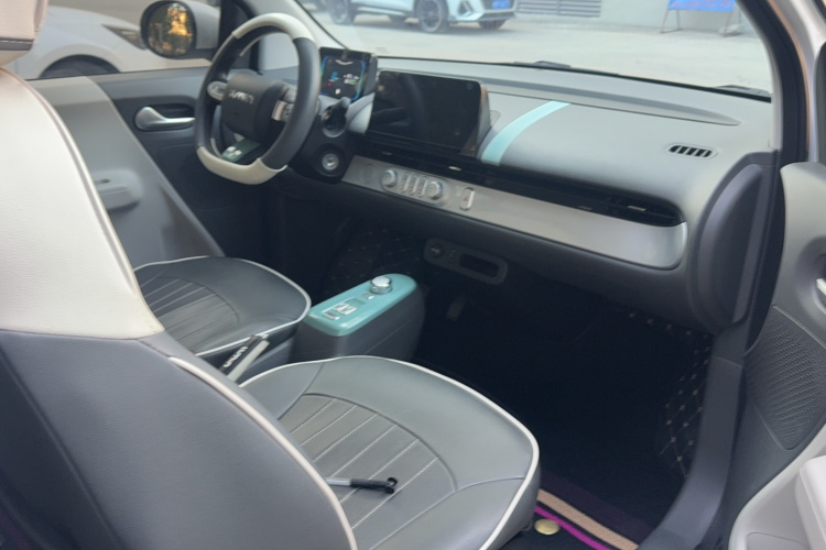 长安启源 长安Lumin 2022款 155km 清甜款中控内饰7004