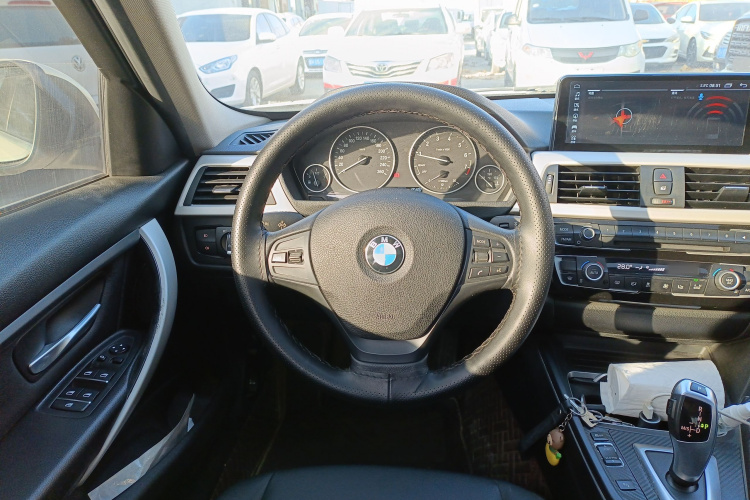 宝马3系 2016款 320Li 时尚型局部细节13