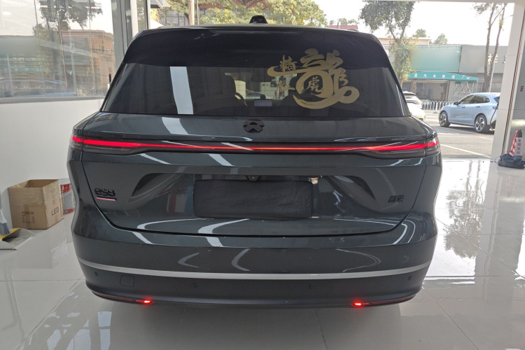 蔚来ES8 2023款 100kWh 签名版车身外观6