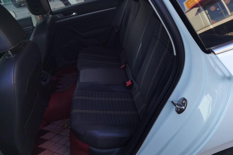 大众 朗逸 2019款 两厢 200TSI DSG舒适版 国VI中控内饰21