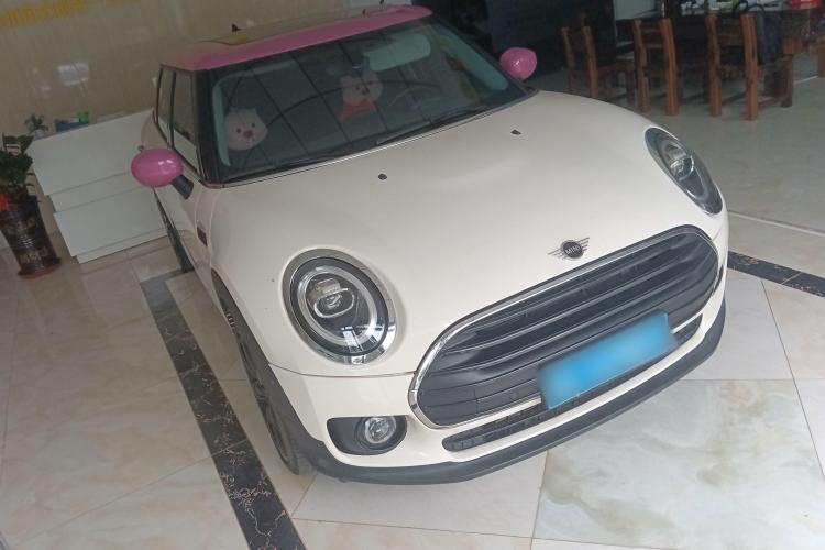 MINI Clubman 2021款 1.5T COOPER车身外观3
