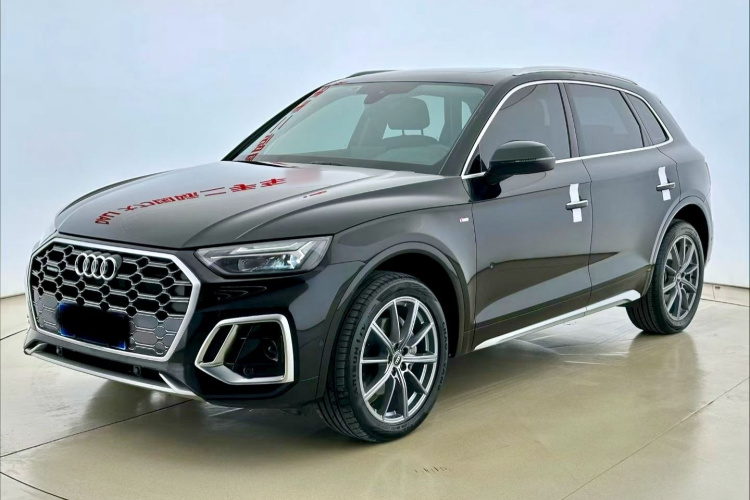 奥迪Q5L 2022款 改款 45T 豪华动感型车身外观6005