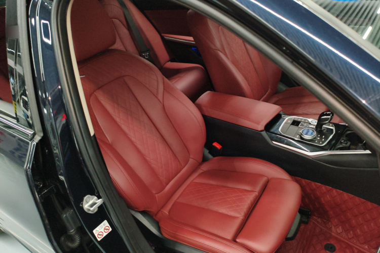 宝马3系 2022款 320Li M运动套装局部细节41