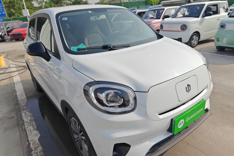 零跑汽车 零跑T03 2021款 400舒享版车身外观3