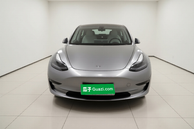 特斯拉 Model 3 2022款 后轮驱动版车身外观2
