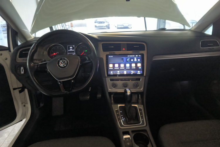 大众 高尔夫 2016款 230TSI 自动舒适型中控内饰7002