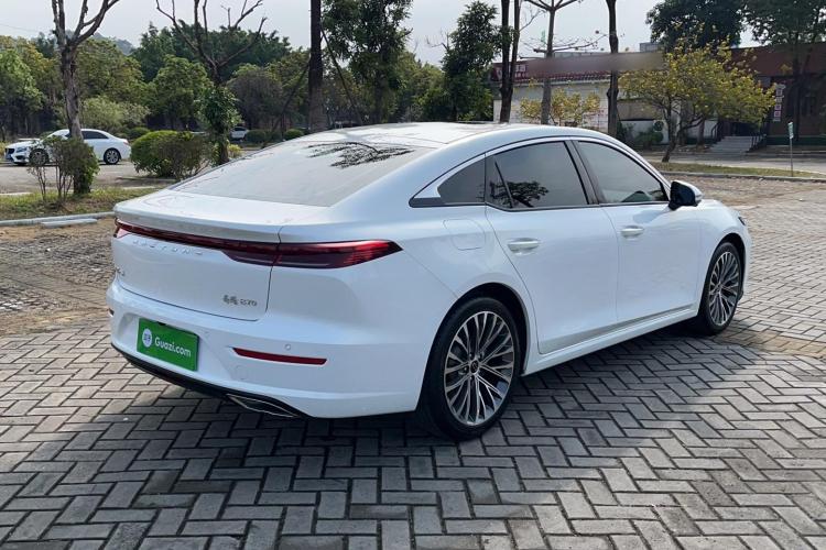 奔腾B70 2024款 龙腾版 1.5T 领跃型车身外观7