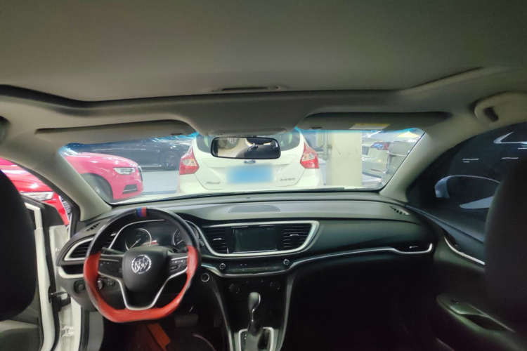 别克 英朗 2021款 改款 典范 1.5L 自动精英型中控内饰7004