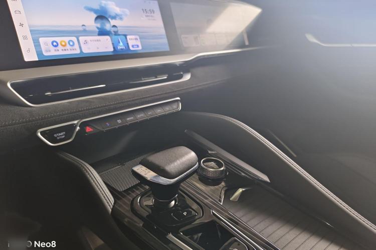 吉利汽车 星越L 2024款 2.0TD 高功自动两驱天际版局部细节16