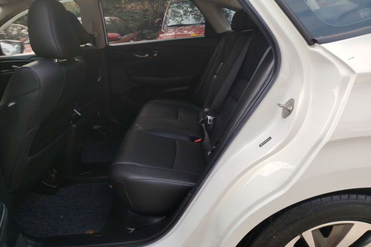 本田 凌派 2019款 180Turbo CVT领先版 国V中控内饰21