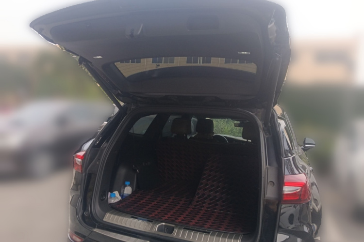 别克 昂科旗 2022款 652T 四驱尊享旗舰型 7座中控内饰23