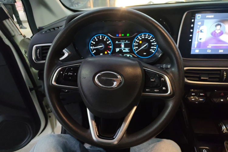 广汽传祺 传祺GS4 2018款 235T 自动两驱精英百万纪念版局部细节13