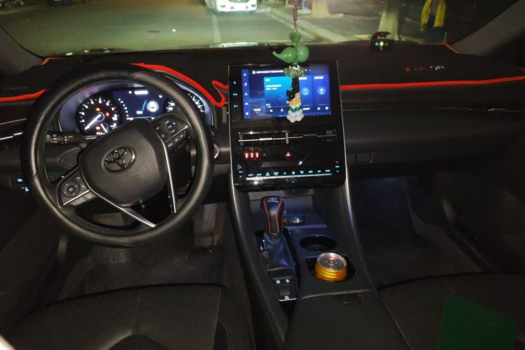 丰田 亚洲龙 2023款 2.0L 豪华版中控内饰12