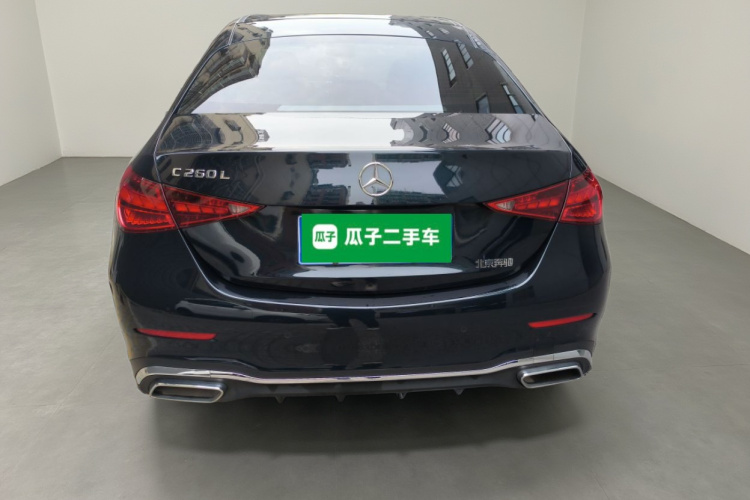 奔驰C级 2022款 改款 C 260 L 运动版车身外观6