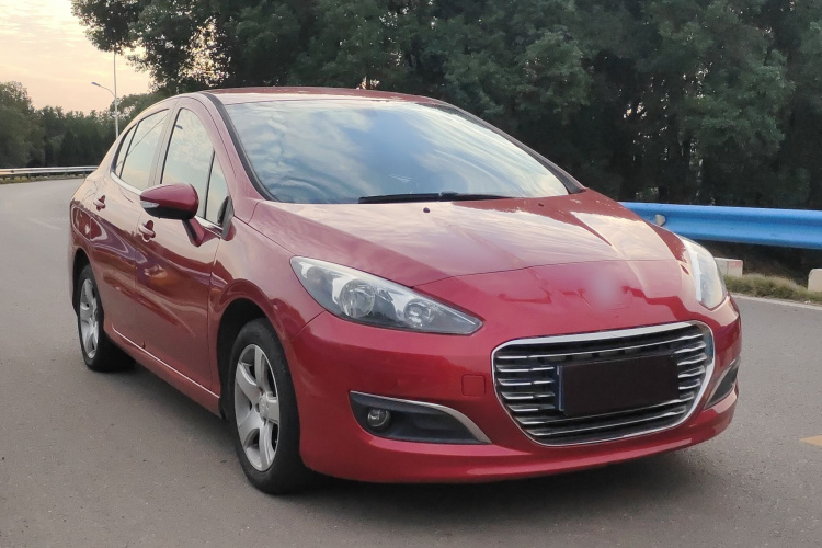 标致308 2014款 乐享版 经典 1.6L 自动优尚型车身外观6002