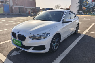 宝马1系 2020款 120i 时尚型