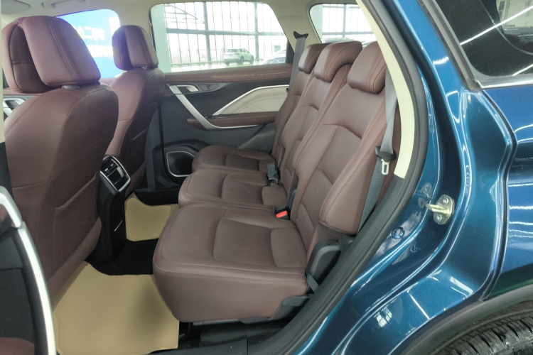 吉利汽车 嘉际新能源 2022款 1.5TD PHEV 白金舒适型中控内饰7004